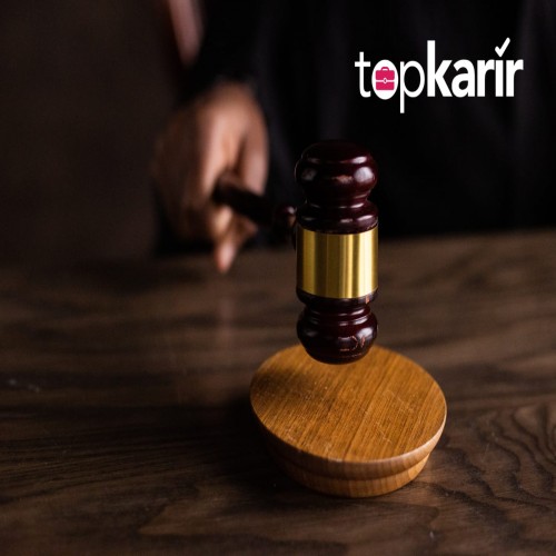 Daftar Gaji Hakim di Indonesia Beserta Tunjangannya | TopKarir.com